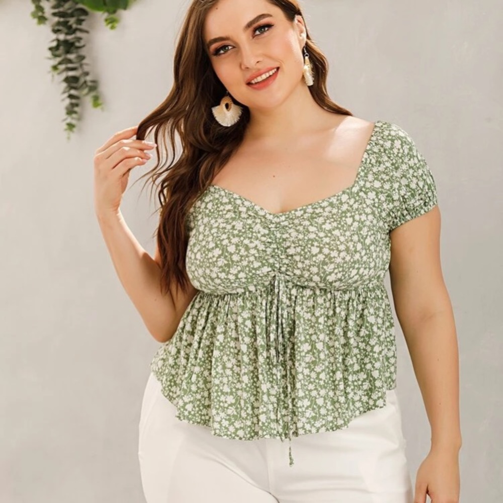 Plus Size Floral Top